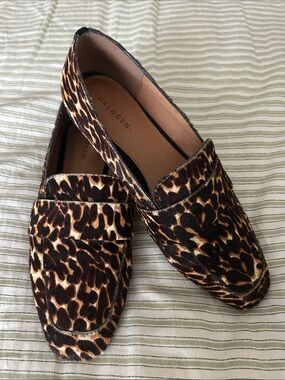 EUC Halogen Real Calf Fur Leopard Print Loafers